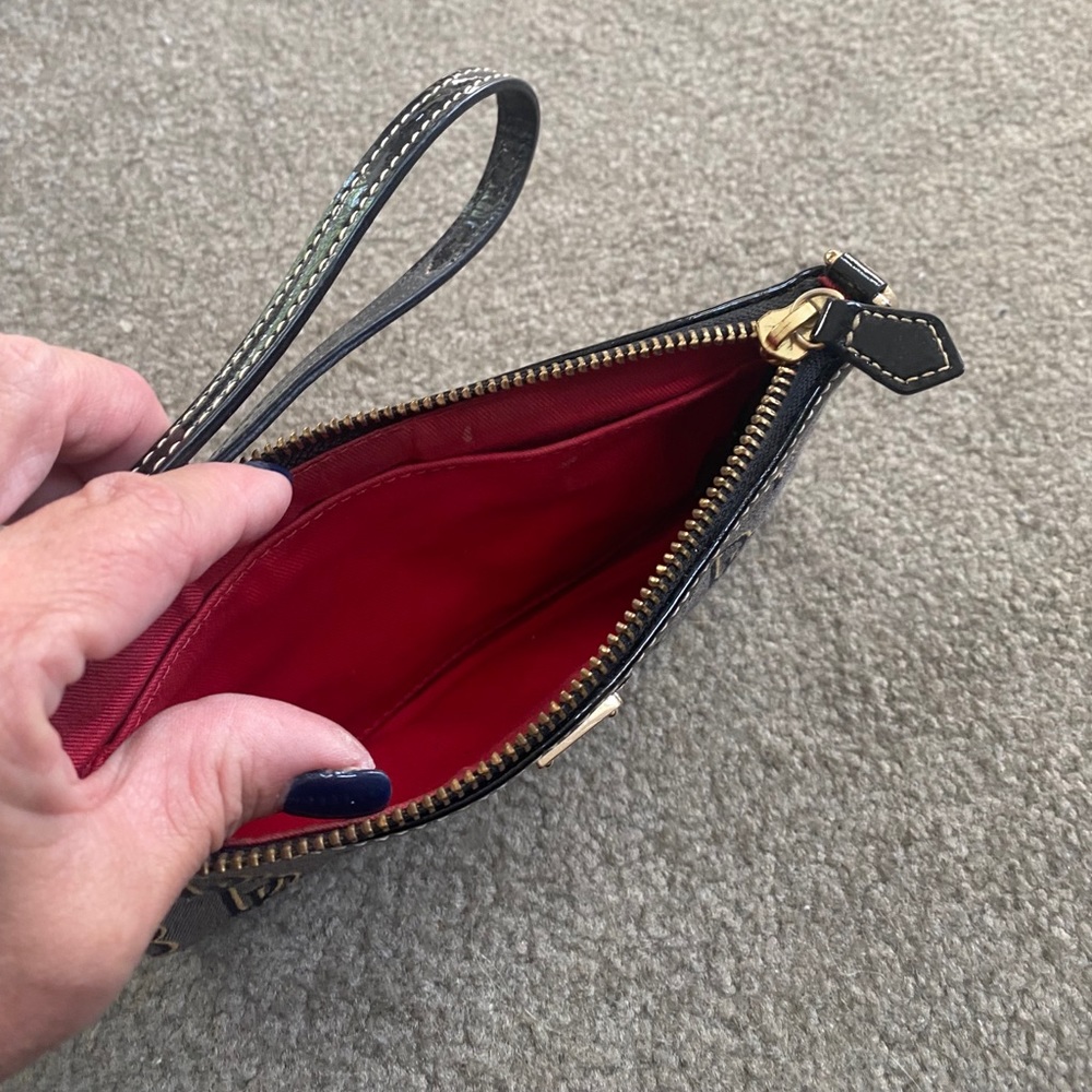 Dooney and Bourke wristlet